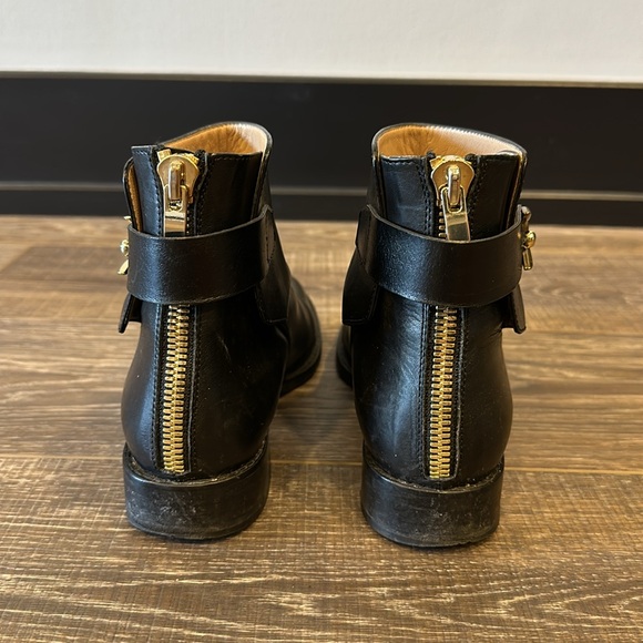 Black Leather Flat Ankle Boots - GREAT Condition - Picture 2 of 4